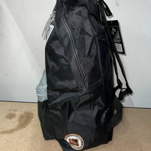 Vintage Los Angeles LA Kings Backpack Bag Black NHL Nasco‎ Lightweight Printed - Picture 4 of 7
